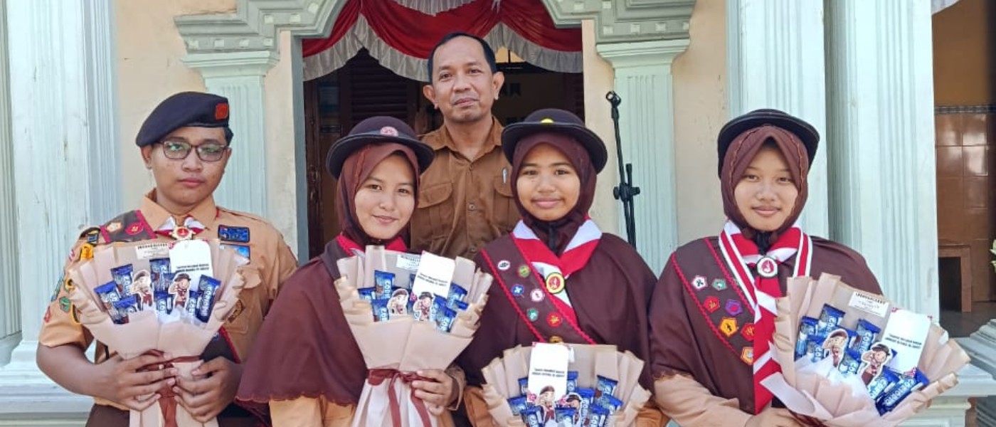 Empat Siswa Terbaik SMPN 2 Pamekasan Resmi Dilepas Menuju Jambore Nasional di Cibubur