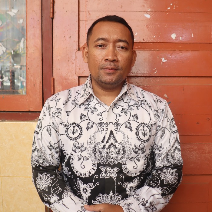 Ivan Wahyudi, S.Pd.