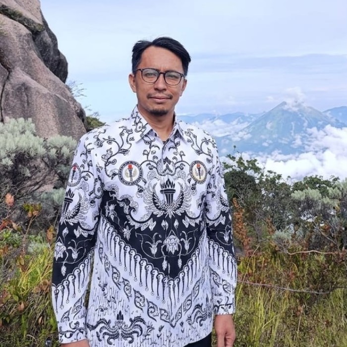 Nur Sugiyanto, S.Pd.